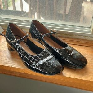 LOQ Ema Black Crocodile Pattern Mary Jane Shoes